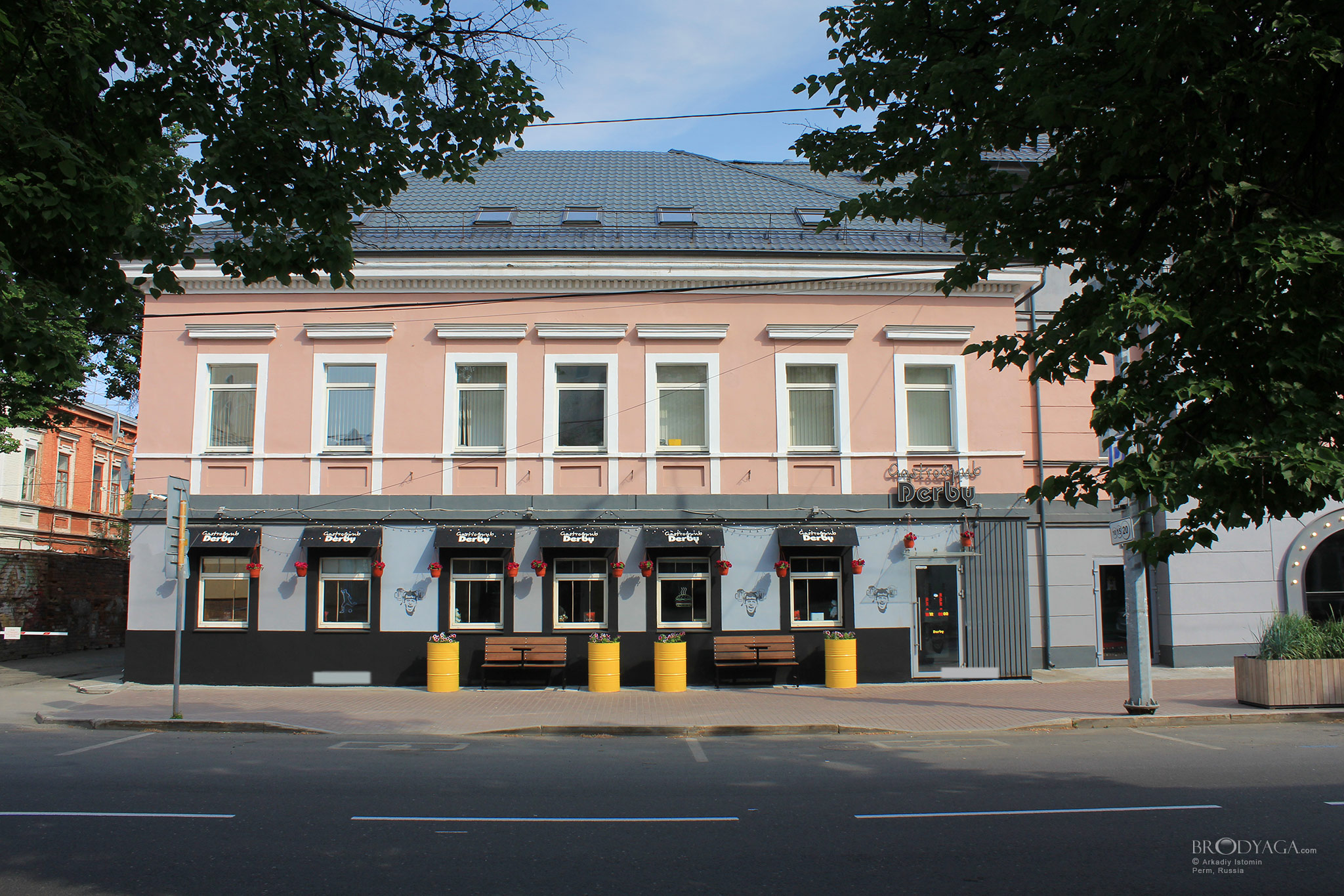 Пермская 37, Пермь (Permskaya 37, Perm)